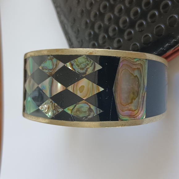 Cuff Bracelet - Picture 2 of 9